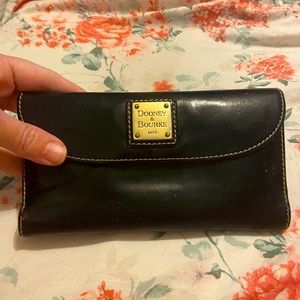 Vintage Dooney and Burke smooth black French leather wallet gold hardware lined
